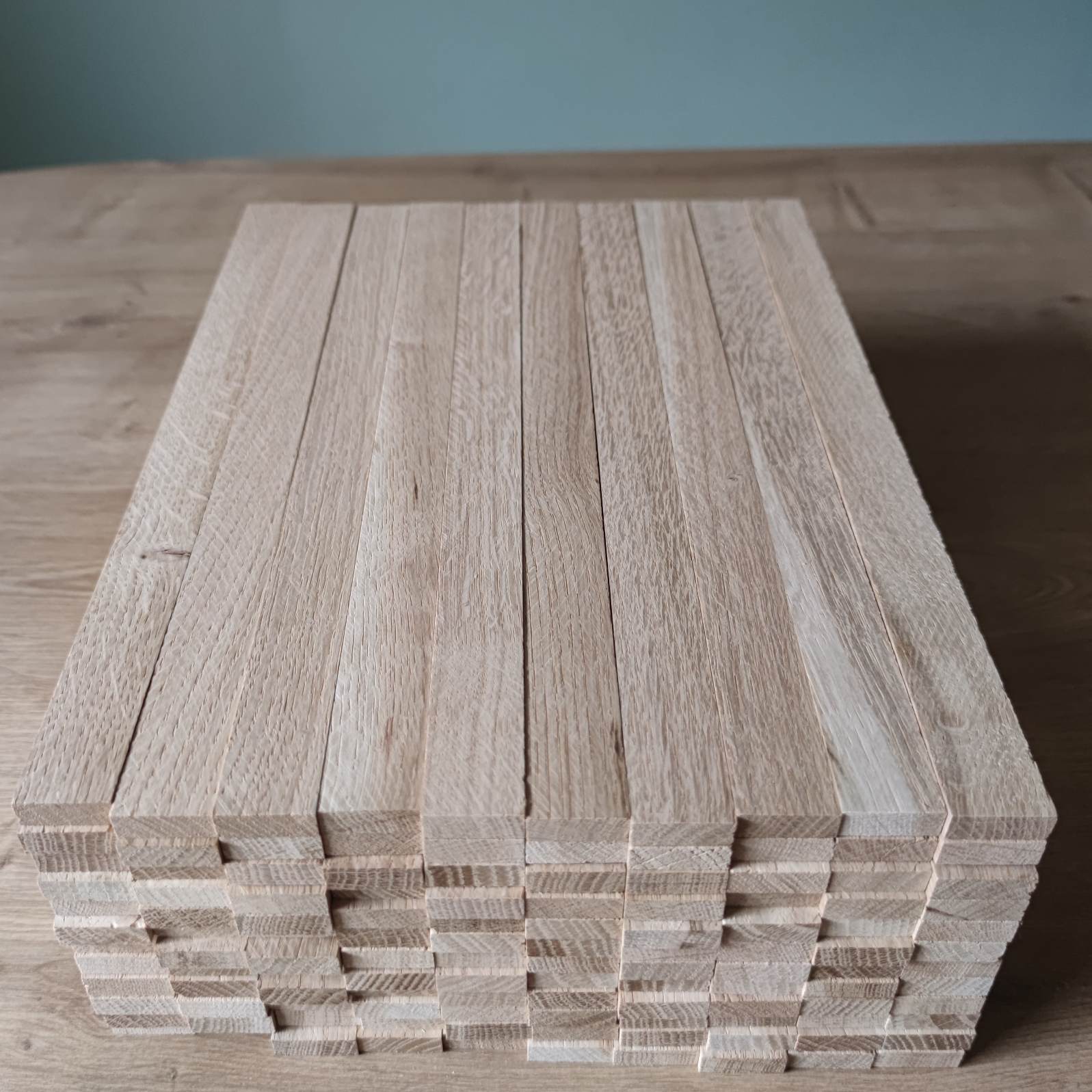 120 Easy-Sticks 4.0 aus Eichenholz - Hochwertige Bastelsticks für vielseitige DIY-Ideen - 32cm x 2,3cm x 0,8cm