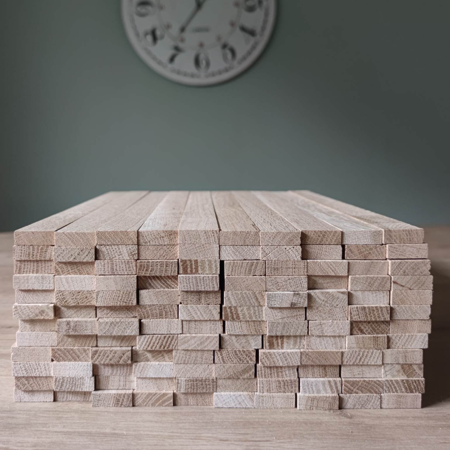 Easy-Sticks 4.0 - Eichenholz-Sticks ohne Klebeband für saubere Bastelprojekte - 32cm x 2,3cm x 0,8cm