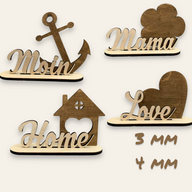 Kreative Holz Ausstecher von easy-sticks, bestehend aus 3 & 4mm Designs mit den Motiven 'Moin', 'Mama', 'Home' und 'Love', ideal für DIY-Projekte.