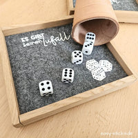 Es gibt keinen Zufall Plotter Datei für Würfelspiel