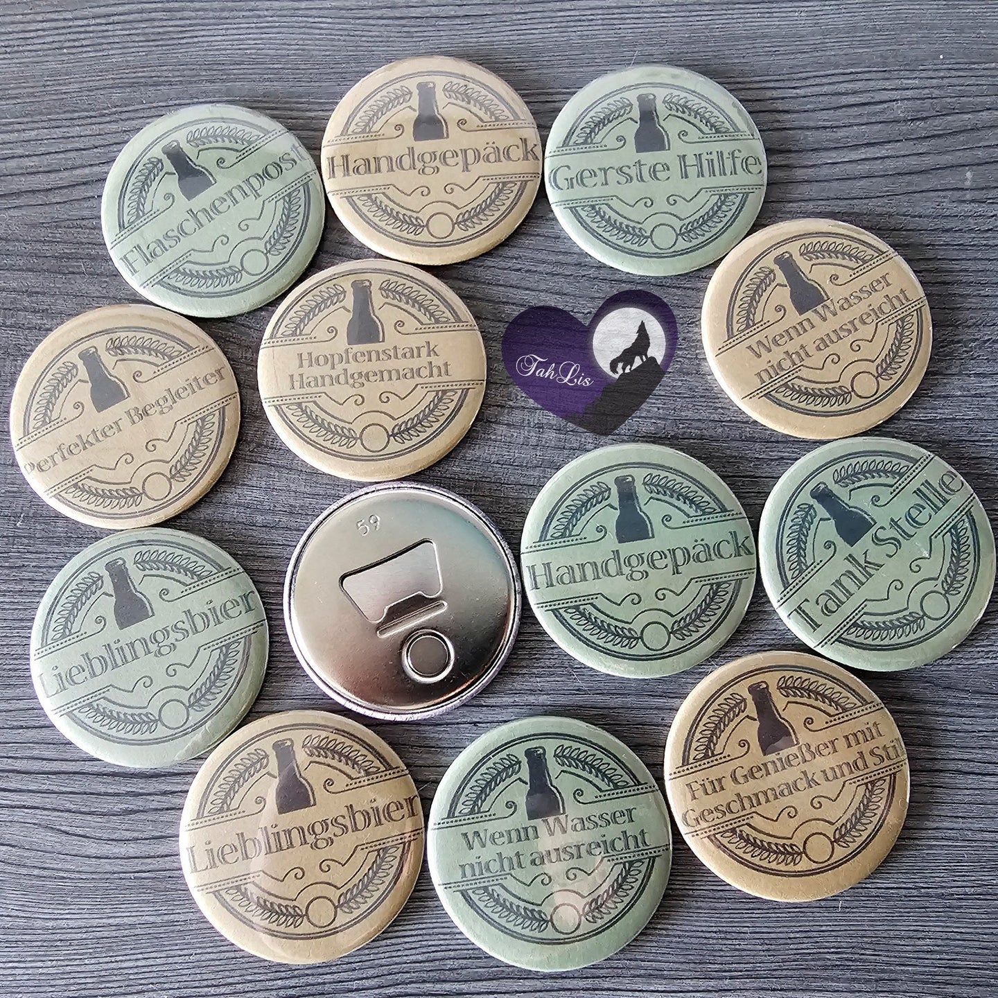 Kleine Flaschenöffner mit Schriftzügen Lieblingsbier, Wenn Wasser nicht ausreicht, Handgepack, Flaschenpost, Gerste Hilfe, Tank Stelle