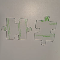 Set von transparenten Acryl-Puzzlestücken von Easy-Sticks, vielseitig einsetzbar für kreative Bastelideen.