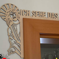 Holzschild mit dem Schriftzug "Ich sehe das" und stilisierter Jesusfigur, von easy-sticks, für kreative Projekte.