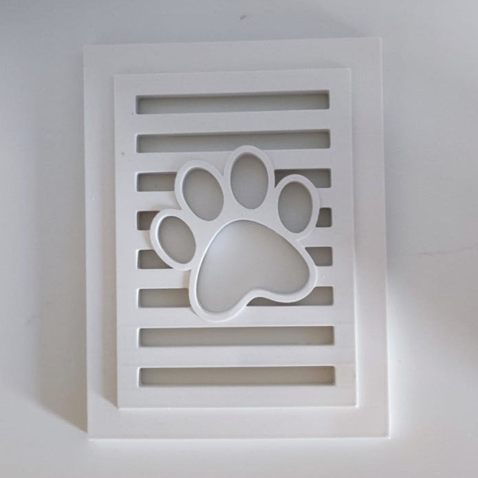 Pfote auf Laternenseite für ein Windlicht eine Laterne gegossen, nur Beispiele wie datei aussieht