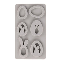 Zweite Silikon-Gießform von Easy-Sticks präsentiert eine Vielzahl von stilvollen Osteranhängermotiven wie Eier und Hasen für Dekoideen.