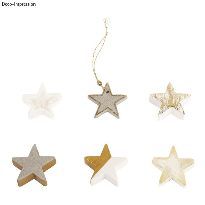 Sechs dekorative gegossene Sterne aus der Gießform von easy-sticks, perfekt für festliche Anlässe und kreative Dekoration.