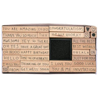 XL-Stempelset Grusskarten Stempel von easy-sticks mit 32 handgeschriebenen Sprüchen auf Holzblöcken, ideal für kreative Projekte und Grußkarten.