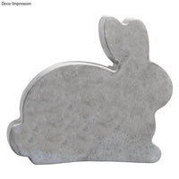 Stylisher Hase aus grauem Beton, ideal für dekorative Zwecke, erhältlich bei Easy-Sticks, Gießform - Hase.