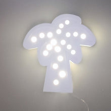 Lade das Bild in den Galerie-Viewer, Beleuchtete Palme Silikonform von Easy-Sticks in hellem Design, ideal für kreative Bastelprojekte.
