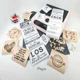 Verschiedene schwarz-weiße und goldene Aufkleber mit inspirierenden Botschaften, perfekt für kreative Gestaltung. 100 Sticker zum Ausdrucken von easy-sticks.