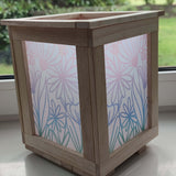 Blumen Shine DIY Laterne von easy-sticks mit floralen Mustern, ideal zum Basteln und Dekorieren für helle, fröhliche Räume.