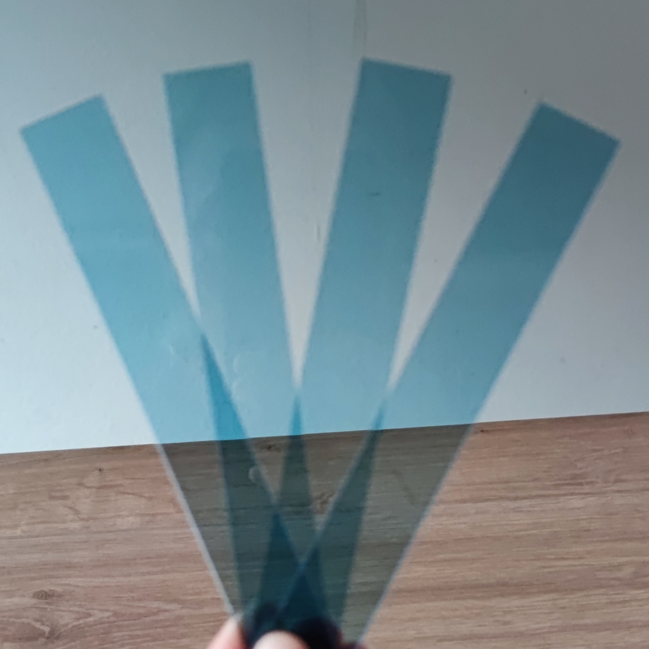 Acryl Sticks Blau Getönt, 4 Stück, UV-Beständig, 16x2,2cm, Hochglänzende Oberfläche, Bastelprojekte