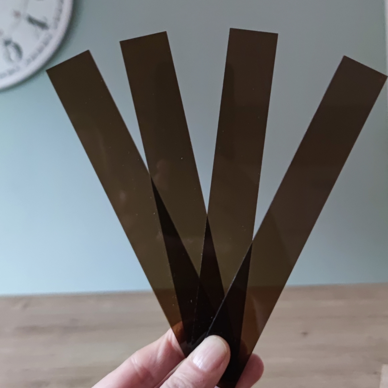Easy-Sticks Acryl braun getönt, 4 Stück zum Basteln DIY kreativ werden Projekt Bastelidee