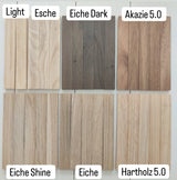 Easy-Sticks Muster Set - Ideal zum Kennenlernen: Farbliche Darstellung von Light, Esche, Eiche Dark, Akazie 5.0 und weiteren Holzarten auf dem Präsentationsbrett.