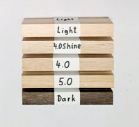 Easy-Sticks Muster Set mit verschiedenen Holzfarben: Light, 4.0Shine, 4.0, 5.0 und Dark, ideal zum Kennenlernen von Easy-Sticks.