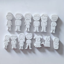 Lade das Bild in den Galerie-Viewer, Silikonform - Familien Figuren
