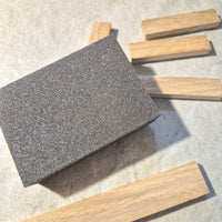 Toller Schleifschwamm zum Schleifen von Holz - wie den Easy-Sticks.