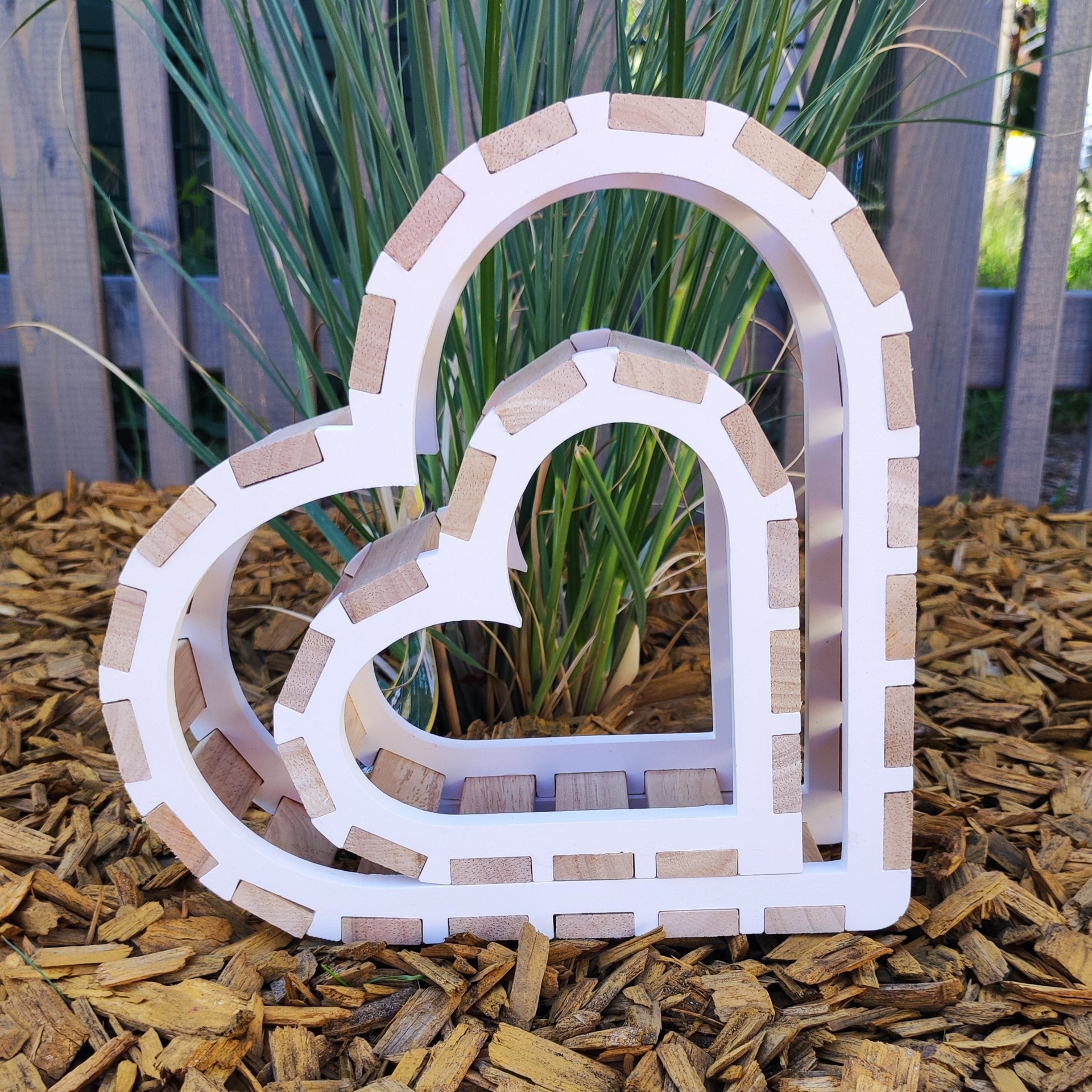 Silikonformen zum Gießen 2 in 1 Herz Rahmen Silikonform gegossen und mit Easy-Sticks zusammen geklebt