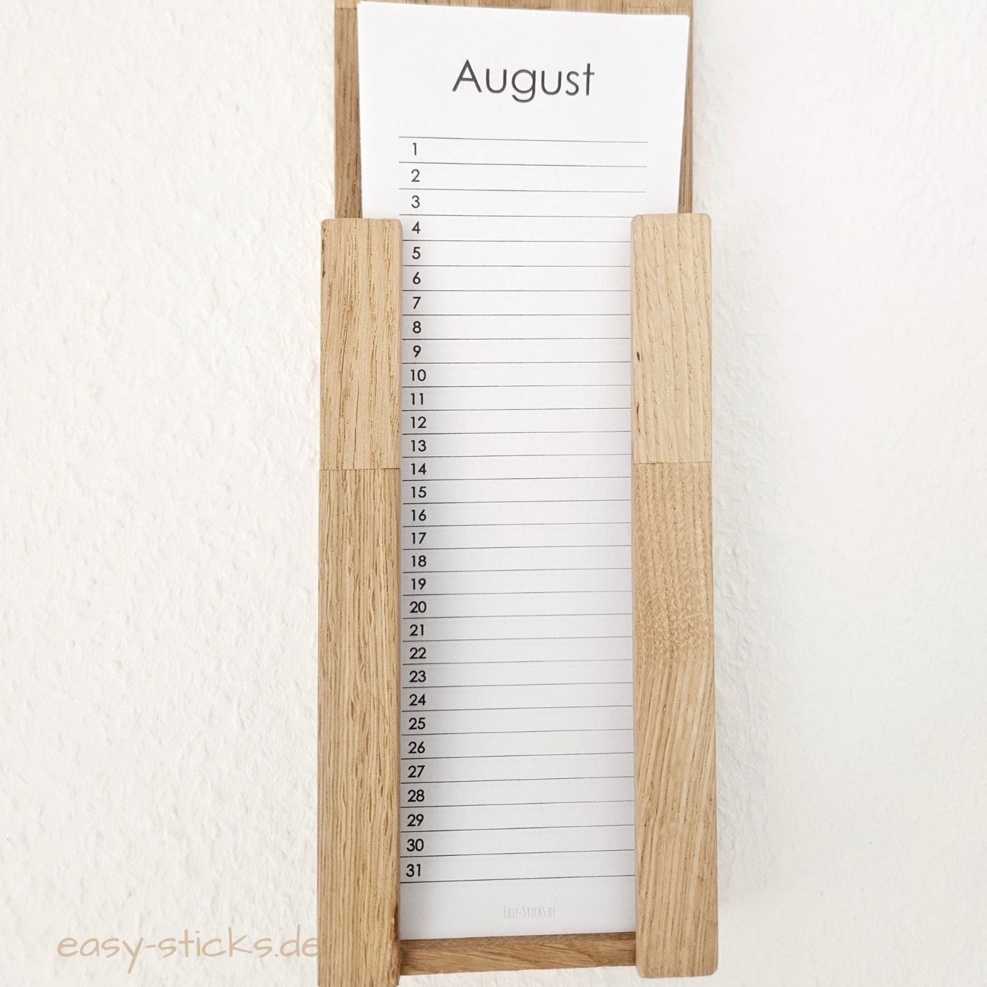 Eleganter Monatskalender August, entworfen von easy-sticks, zum Abreißen, ideal für Büro und Zuhause, PDF-Kalender für private und gewerbliche Nutzung.