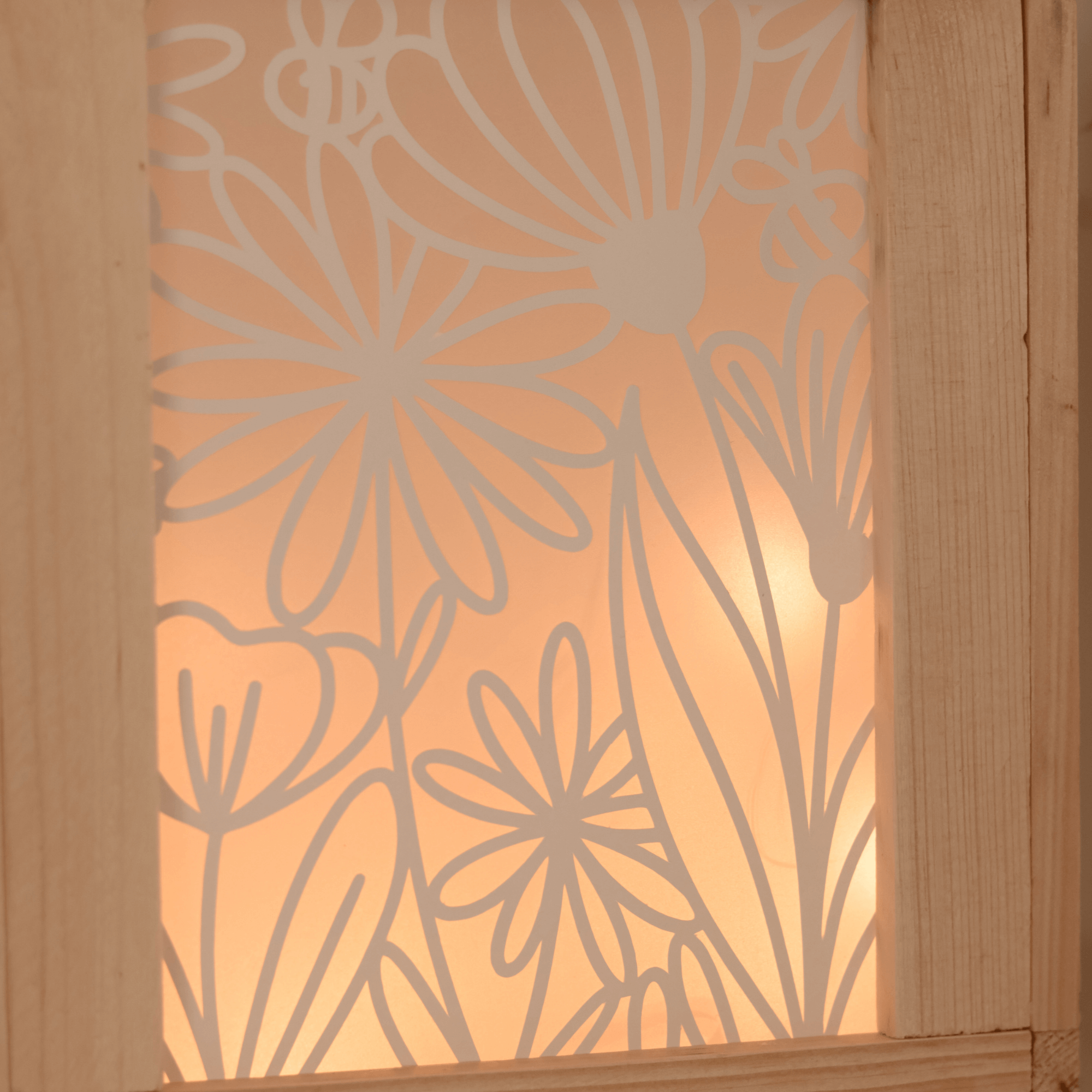 Blumen Laterne Plotterdatei Zum Download: Eckige Laterne Mit Blumenmuster Und Shine Design