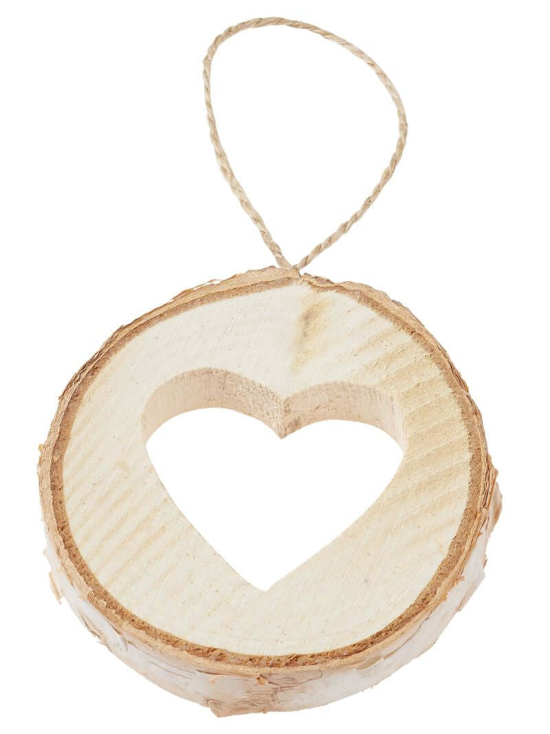 Holzscheibe mit Herz von easy-sticks, ca. 6cm Durchmesser, ideal für kreative DIY-Projekte und Bastelideen, mit rustikalem Charme und herzförmiger Aussparung.