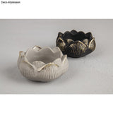 Silikonform - Schale Lotusblüte von Easy-Sticks, stilvolle Kombination aus grauer und schwarzer Lotusblüten-Schale mit goldenen Akzenten, ideal für edle Deko.