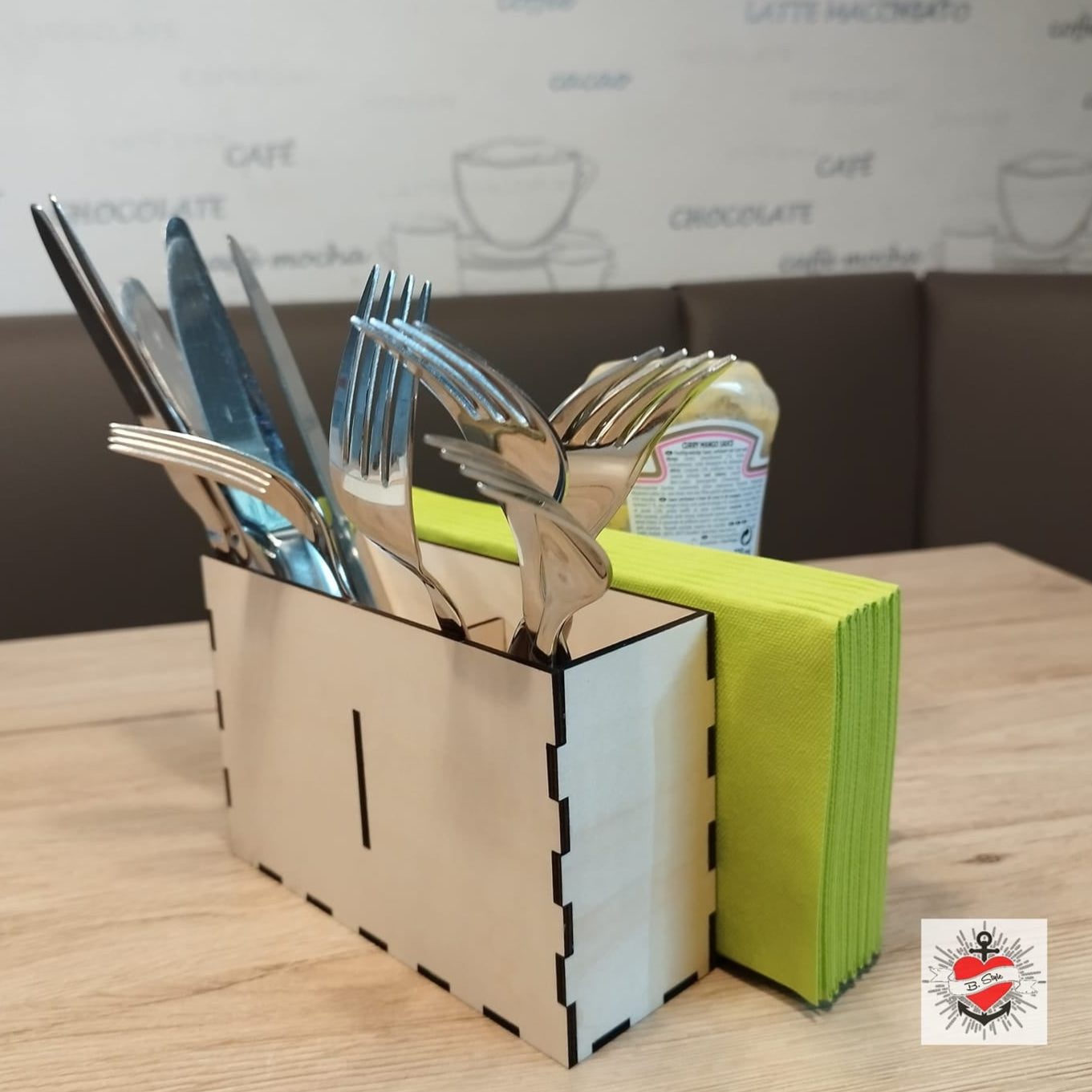 3mm Besteckbox Laserdatei grill diy xtool serviettenhalter besteck auf Tisch Restaurant