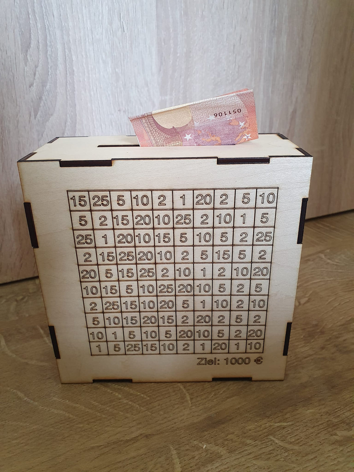 Große Spardose