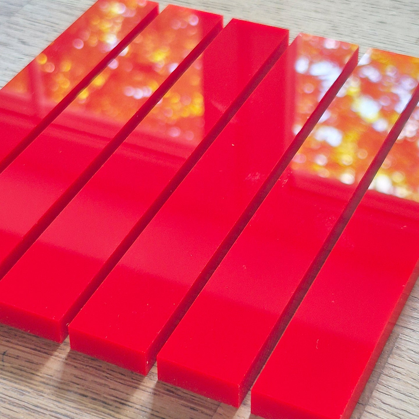Einfache Acrylstäbe Rot, 6 Stück, UV-Beständig, Blickdicht, Hochglanz & Seidenmatt, 16 cm x 2,2 cm