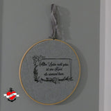 Stickrahmen mit dem Zitat "Allen Leuten recht getan, ist eine Kunst, die niemand kann", künstlerisch umgesetzt und angeboten von easy-sticks.