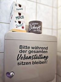 Bad und WC Laserdatei Laser Plotter Sprüche xtool Schild Schilder Toilette Gäste WC Im Sitzen Pinkeln Restaurant