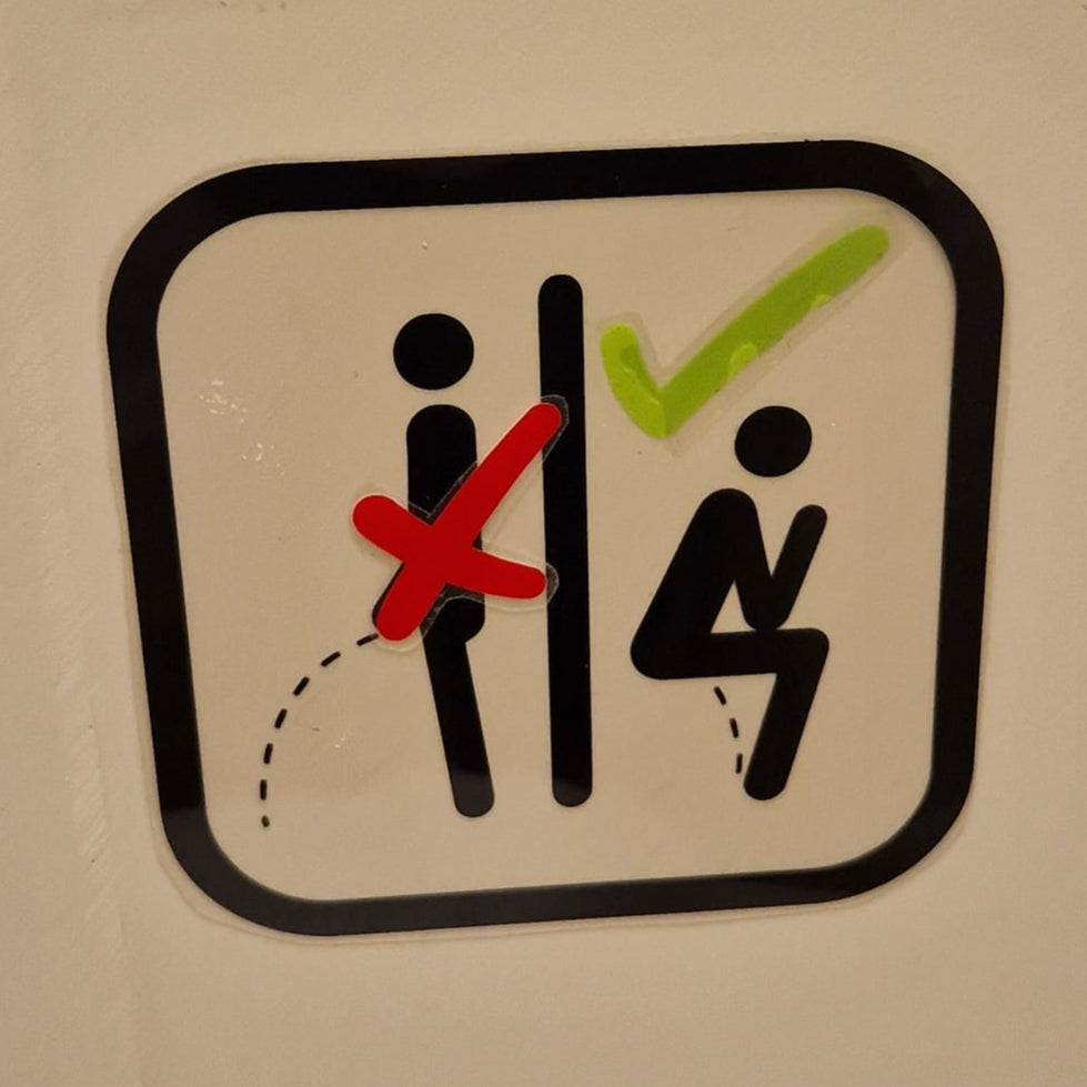 Bad und WC Laserdatei Laser Plotter Sprüche xtool Schild Schilder Toilette Gäste WC Im Sitzen Pinkeln Restaurant