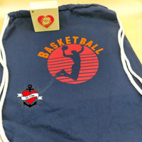 Sportlicher Rucksack mit Basketball-Design von easy-sticks, inspiriert von der Basketball Plotterdatei für kreative Bastelprojekte.