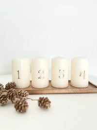Kerzen und Keramik in Gold beschriften mit Gold Stickern