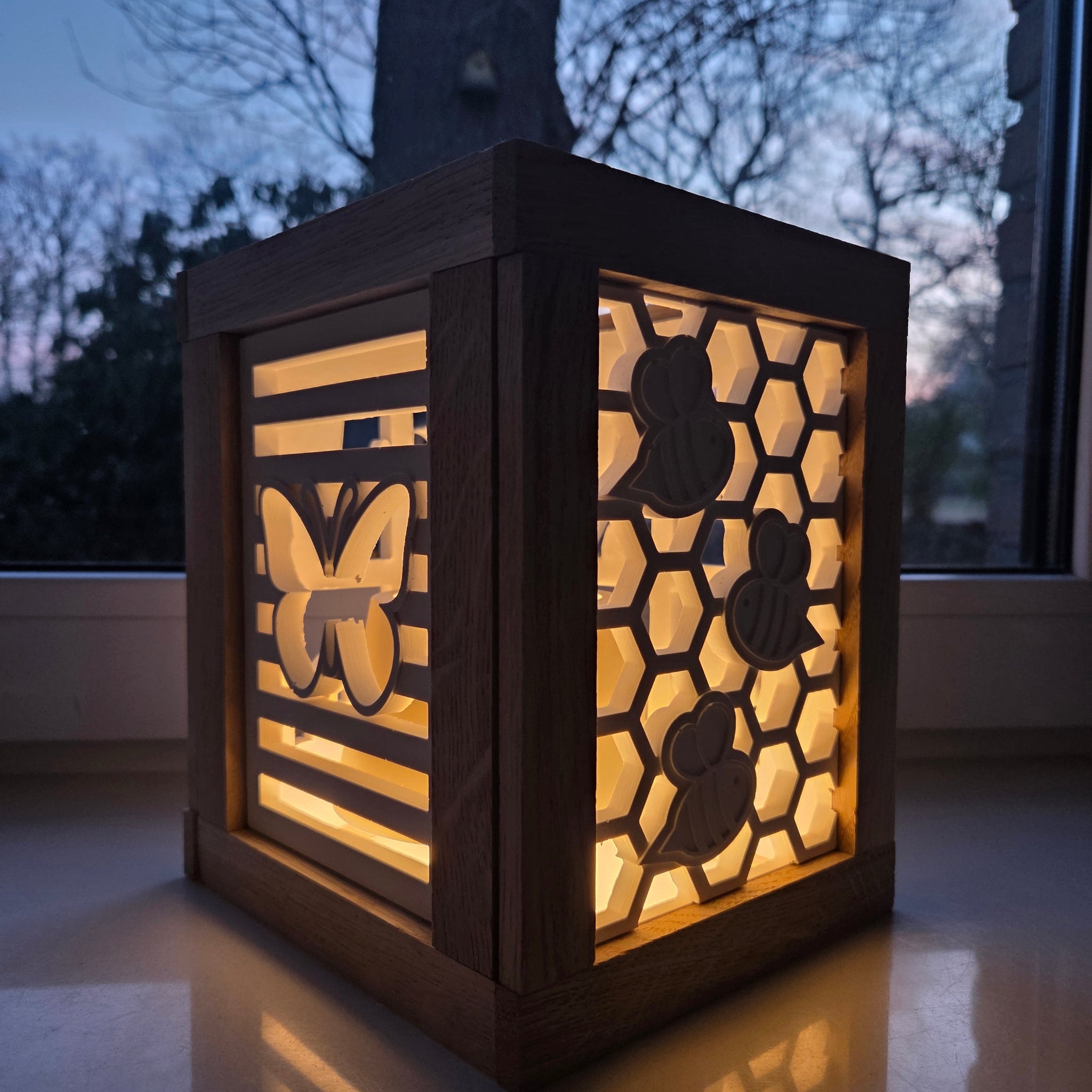 Bienen Bienenwaben Silikonform Laterne Seitenteil Klötzchen mit Schmetterling