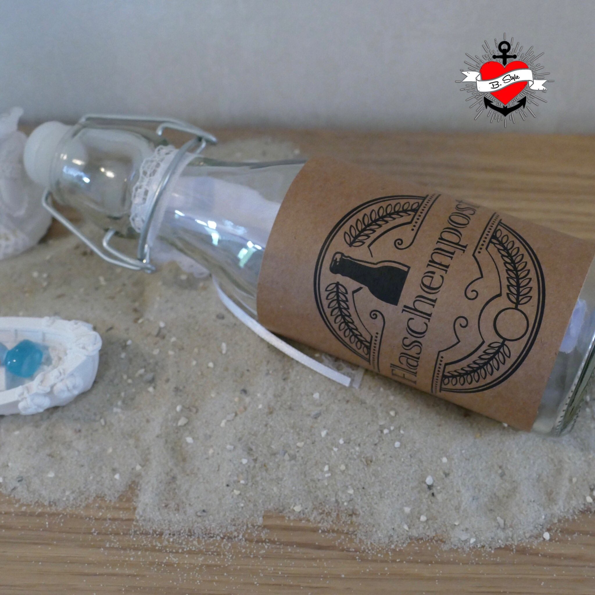 Bieretiketten, Plotterschriftzug Flaschenpost auf einer Glasflasche