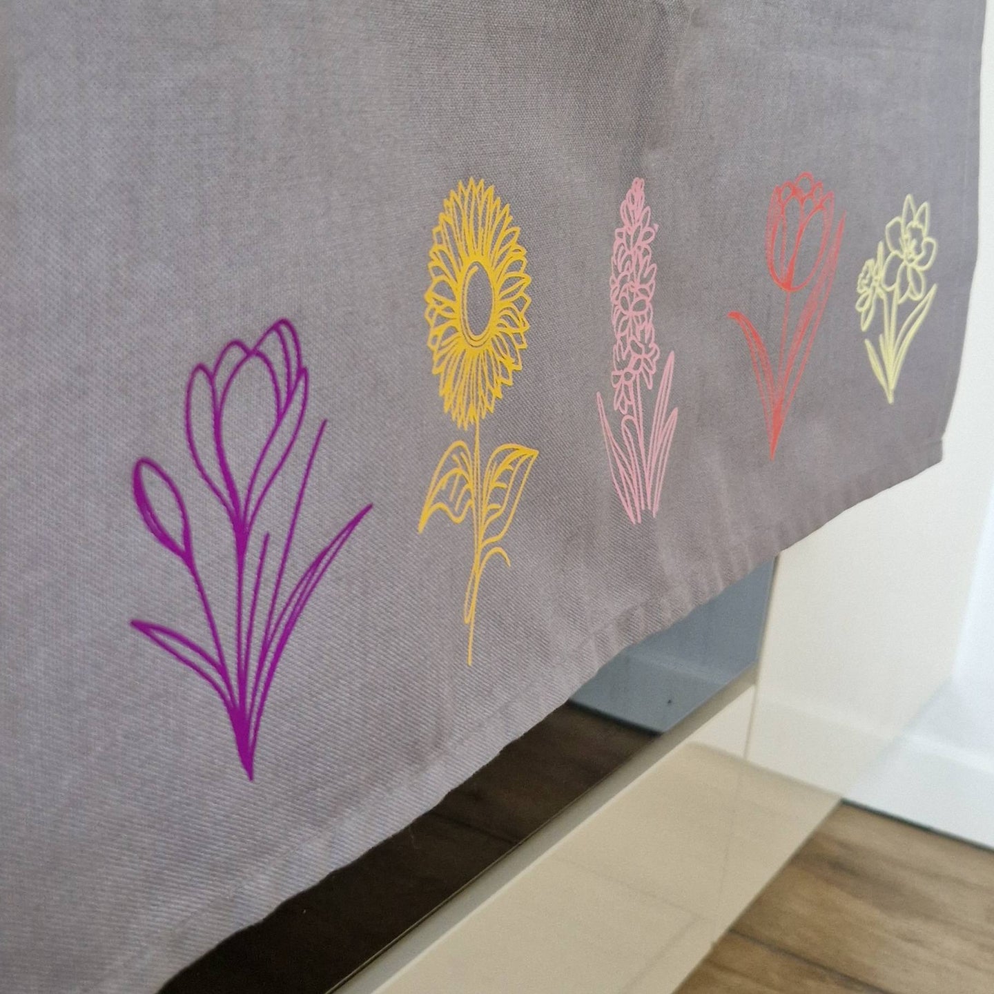 Blumen Plotterdatei Idee zum kaufen und downloaden Tischläufer