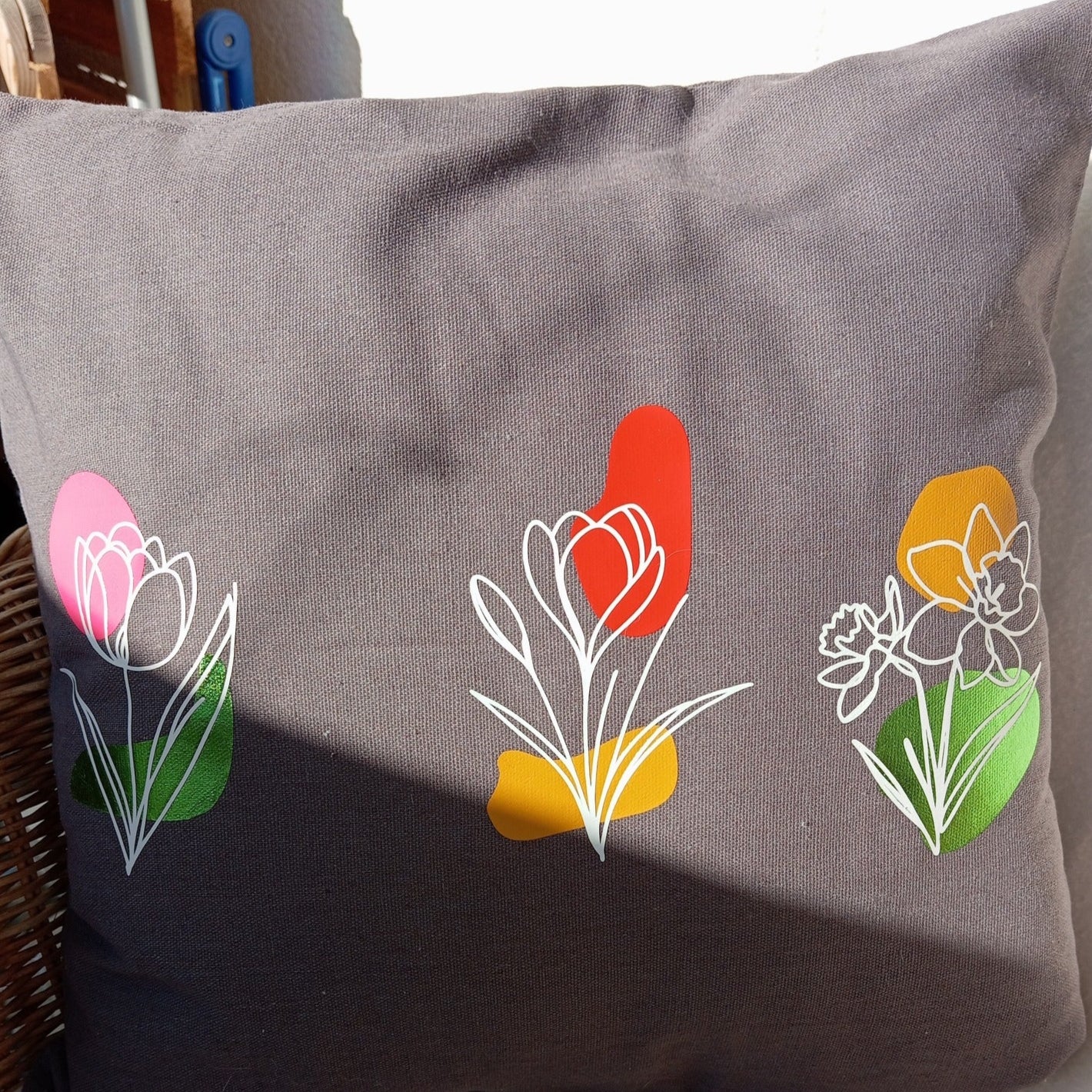 Blumen Plotterdatei Idee zum kaufen und downloaden Kissenhülle beplotten