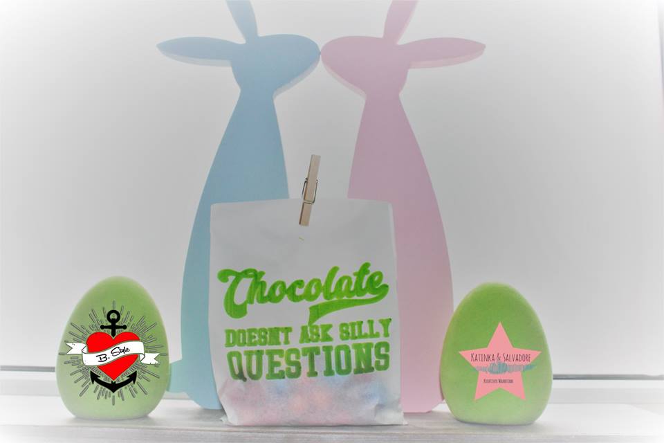 Chocolate doesn´t ask silly questions schokolade plotteridee plotter diy geschenkidee