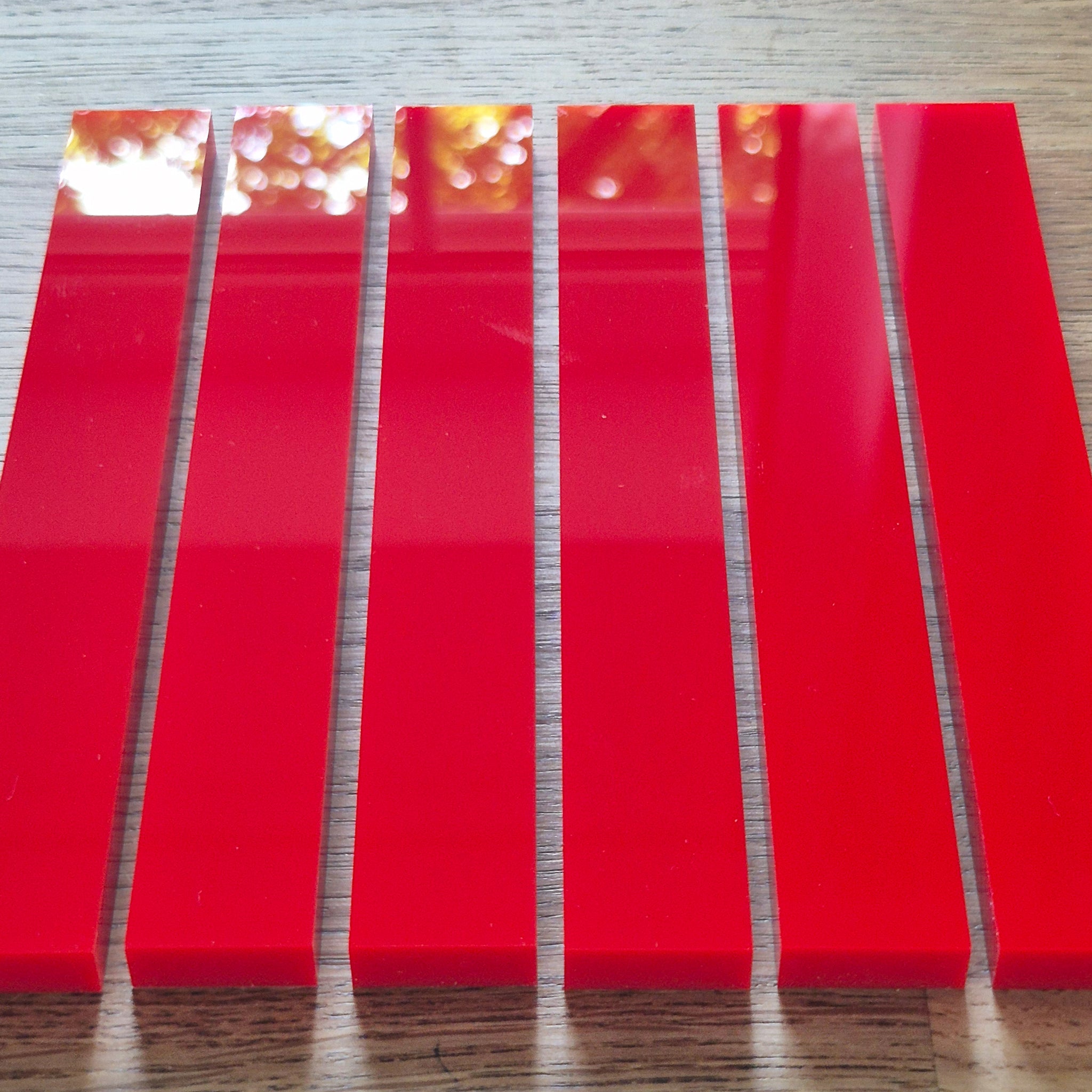 Einfache Acrylstäbe Rot, 6 Stück, UV-Beständig, Blickdicht, Hochglanz & Seidenmatt, 16 cm x 2,2 cm