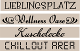 Elegante Schriftzüge der Begriffe 'Lieblingsplatz', 'Wellness Oase', 'Kuschelecke' und 'Chillout Area' auf einem attraktiven beige Hintergrund. Perfekt für kreative Designs mit Plotter- und Lasergravur-Dateien von easy-sticks.