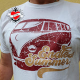 Stylisches T-Shirt mit dem Design "Endless Summer Bulli" von Easy-Sticks, ein echter Hingucker für alle Van-Liebhaber.
