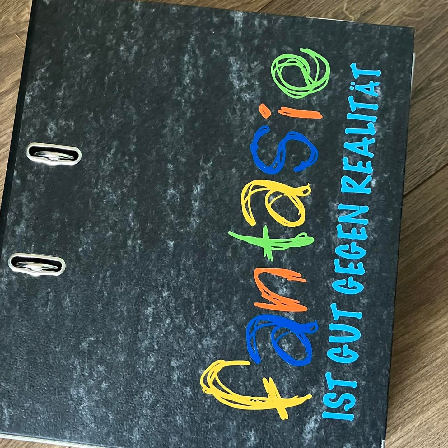 Fantasie ist gut gegen Realität Plotterdatei Plotter Spruch Downloaden plotteridee