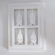 Fenster mit Wichteln gegossen aus Silikonform. tolle Wichtel