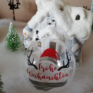 Frohe Weihanchten Plotterdatei mit Nikolausütze Elch Rentier Geweih Schal auf einer Glaskugel zum Aufhängen