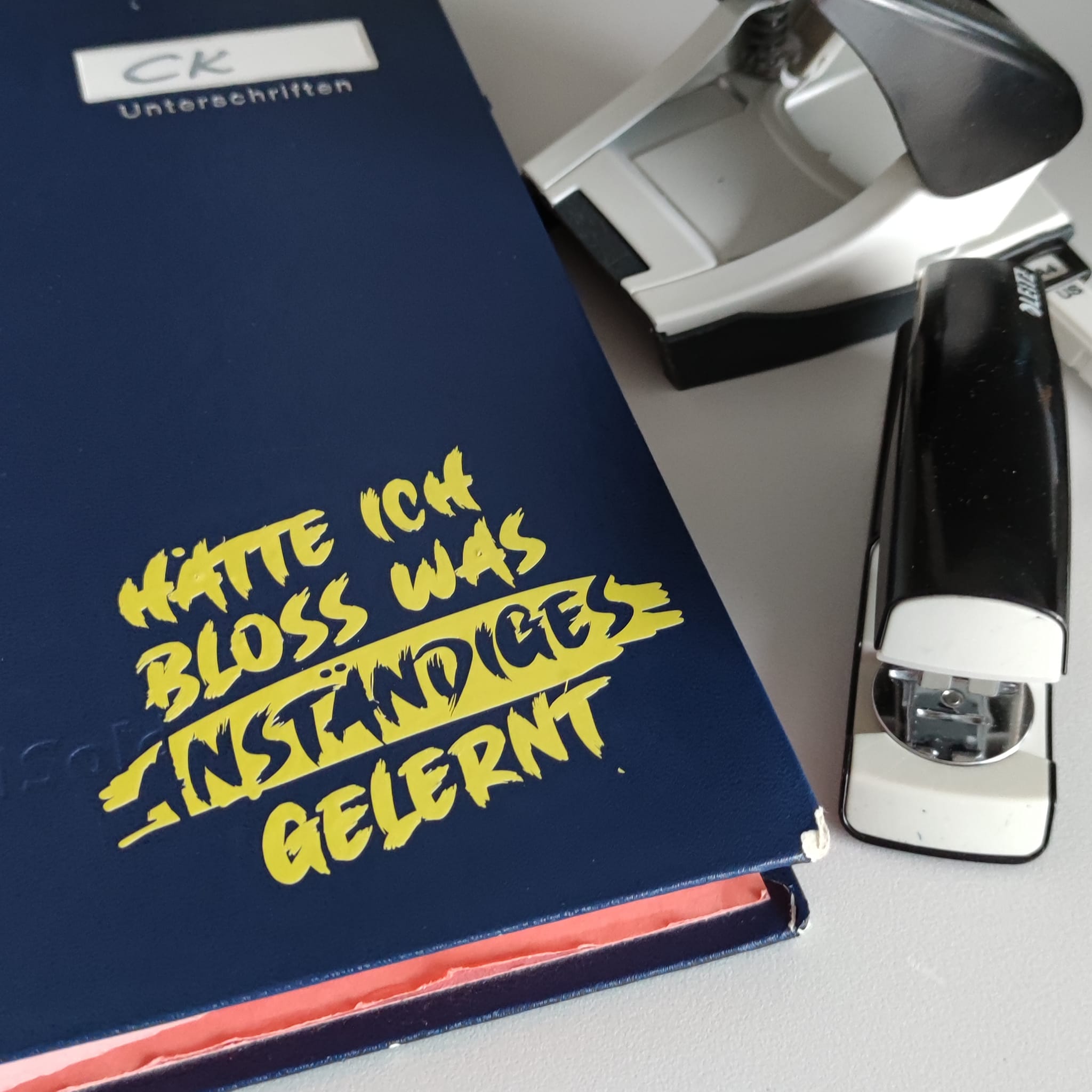 Hätte ich bloss was anständiges gelernt Plotterdatei Plotterspruch Plotter DIY Idee zum Studium Ausbildung Abschluss Job 