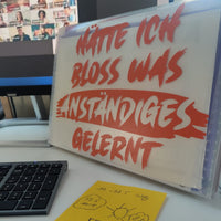 Hätte ich bloss was anständiges gelernt Plotterdatei Plotterspruch Plotter DIY Idee Geschenk Kollegin Kollegen