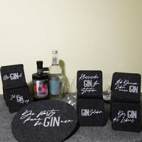 Stylische Untersetzer mit GIN Trinksprüchen von easy-sticks, ideal für eine elegante Cocktailparty.