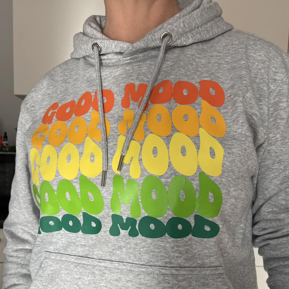 Good Mood Plotterdatei bunt plotten gute stimmung Pullover easysticks