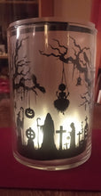 Lade das Bild in den Galerie-Viewer, Halloween Silhouette Friedhof - Plotterdatei
